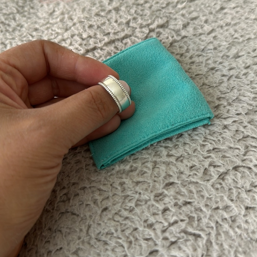 Tiffany & Co. Beaded Ring - Picture 5 of 6